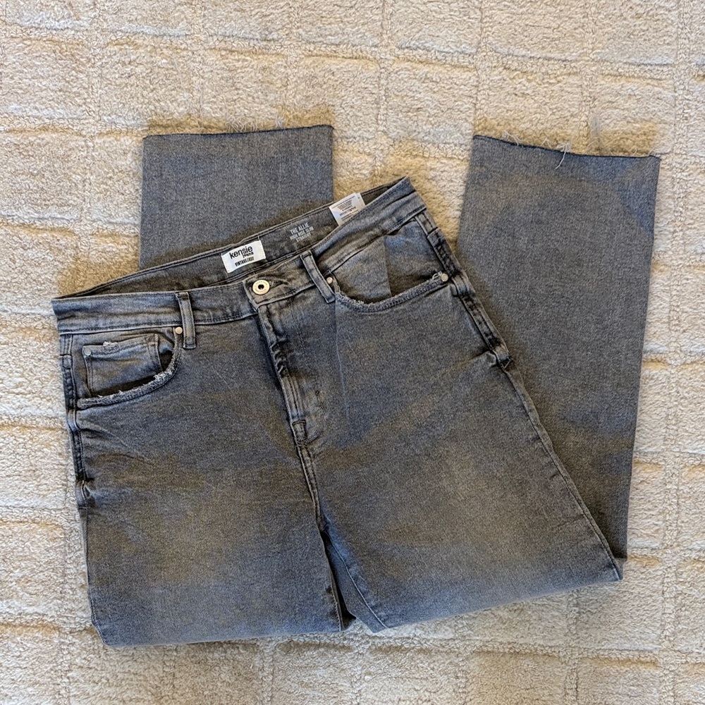 Kensie Women's Gray Straight Jeans